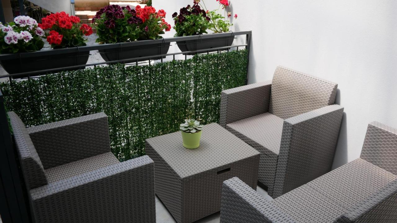 Terminal 1 Guest House Νάπολη Εξωτερικό φωτογραφία