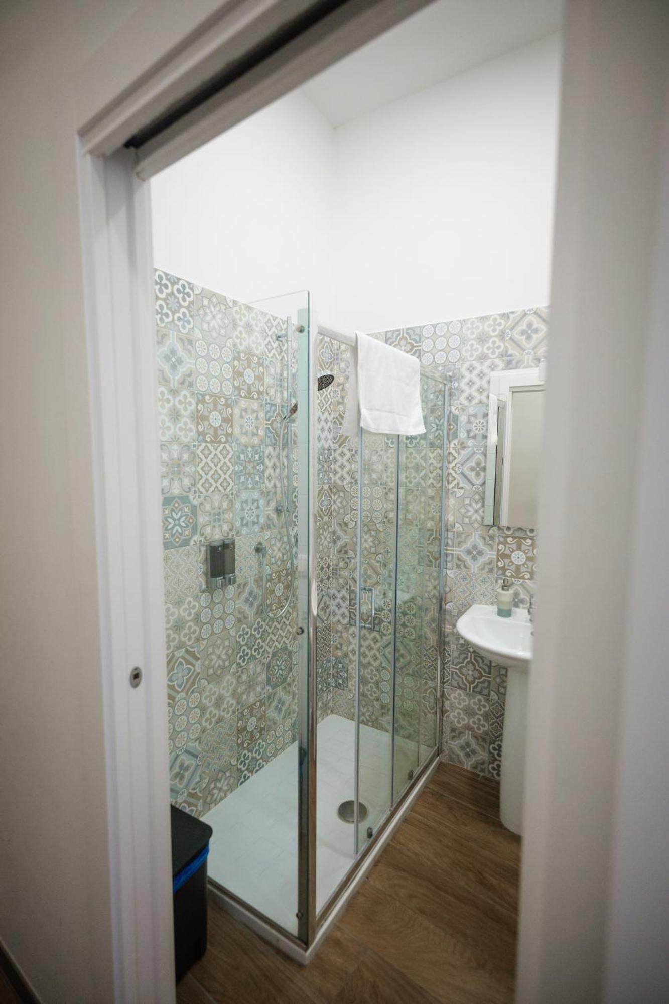 Terminal 1 Guest House Νάπολη Εξωτερικό φωτογραφία