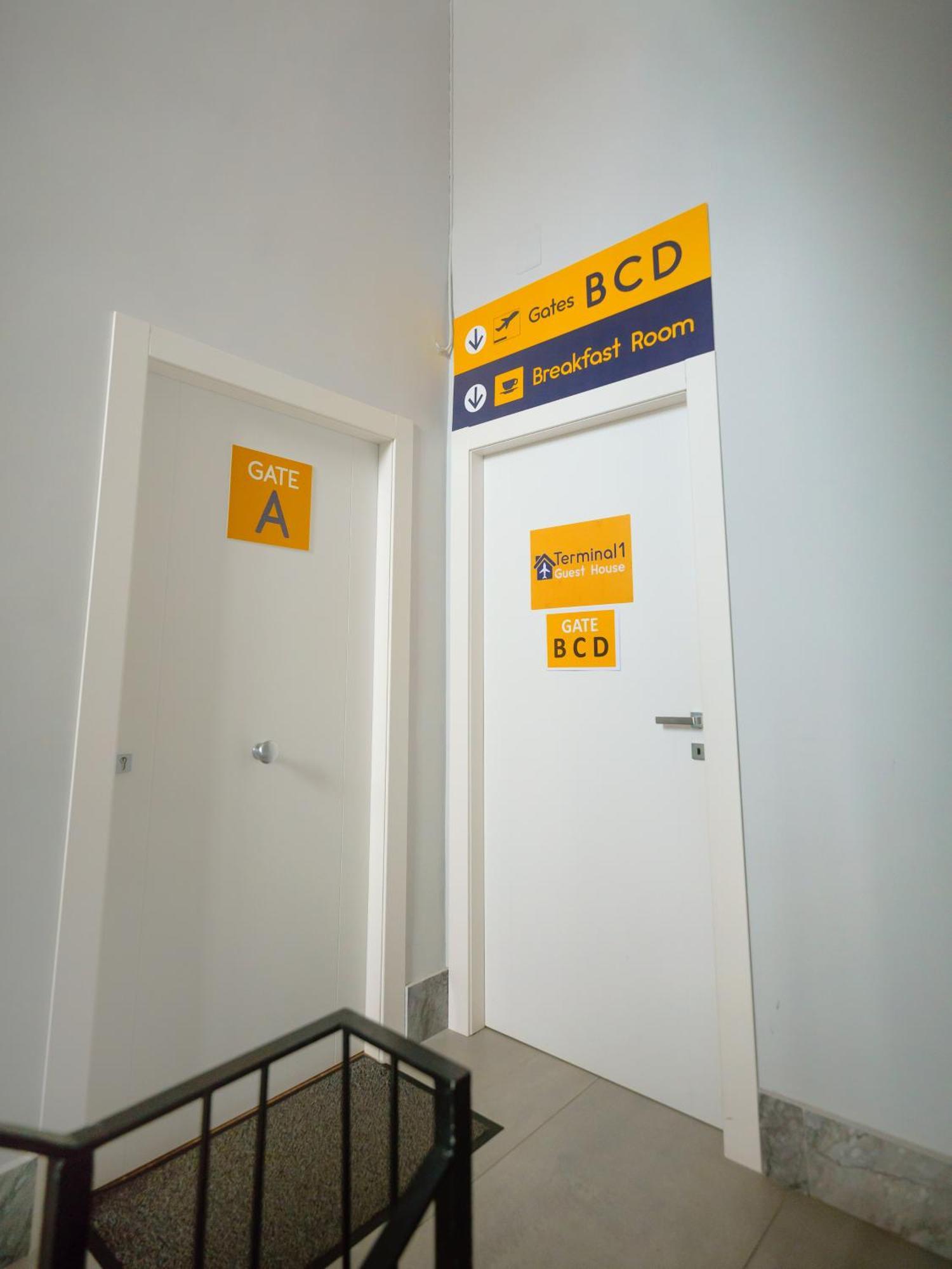 Terminal 1 Guest House Νάπολη Εξωτερικό φωτογραφία